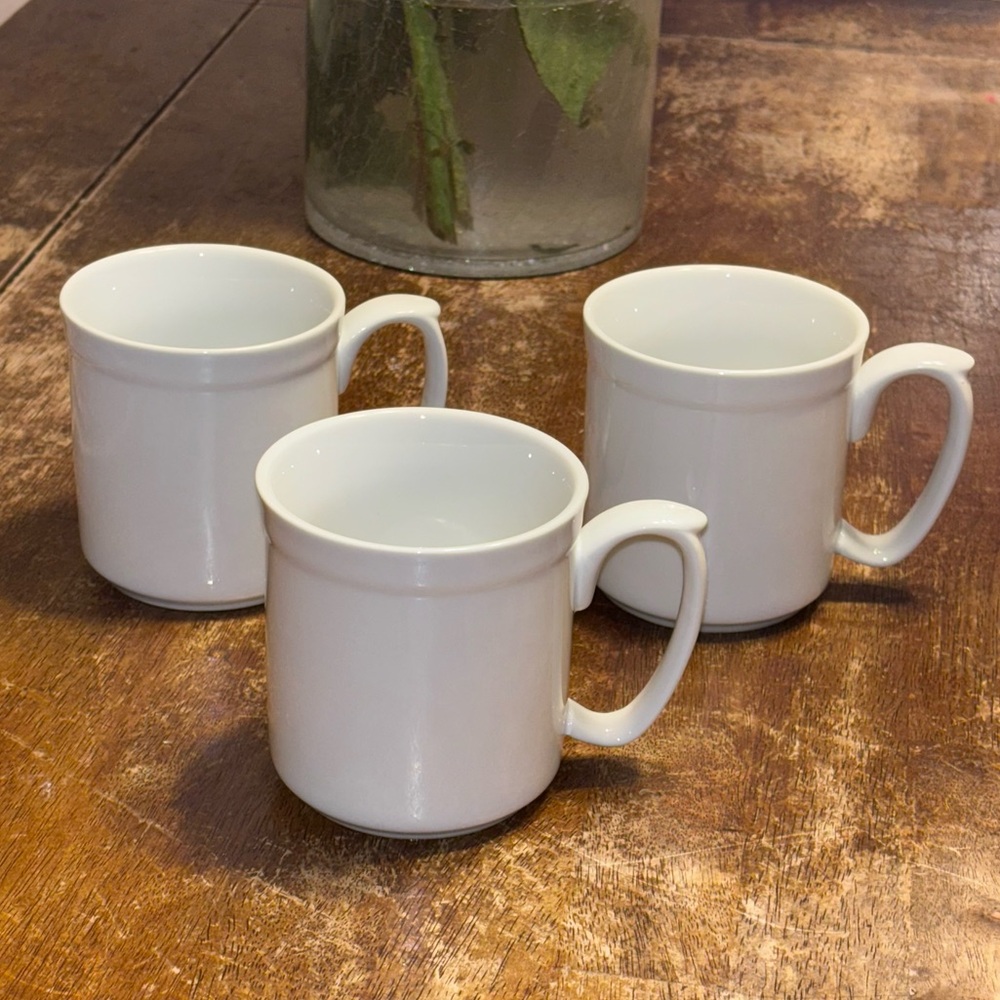 William Sonoma PANTRY ESSENTIALS White Porcelain Mugs Price per mug